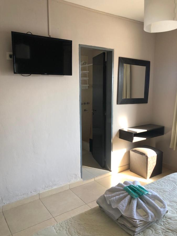 Castellnovo Hotel Villa Carlos Paz Kültér fotó